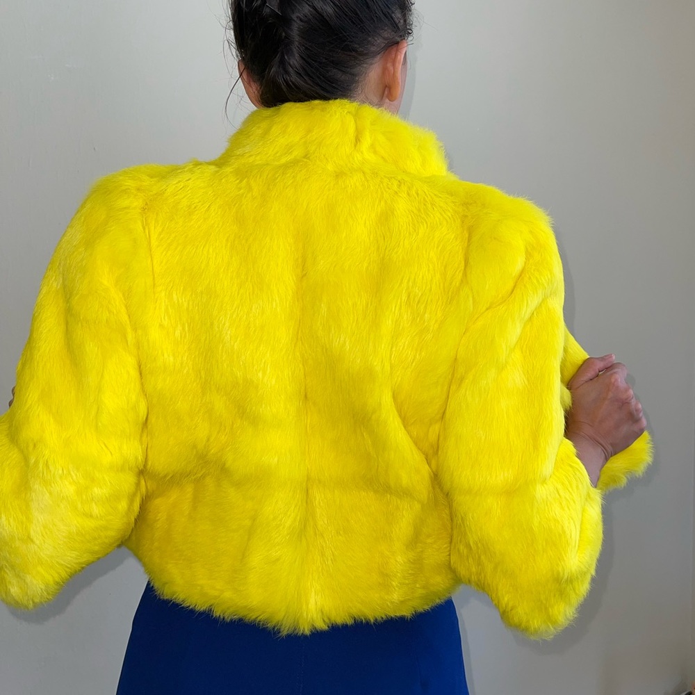 BEA yellow short jacket